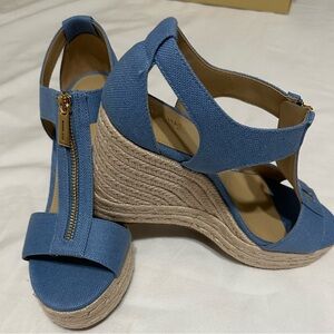 New Michael kors   Mid wedge sandals.